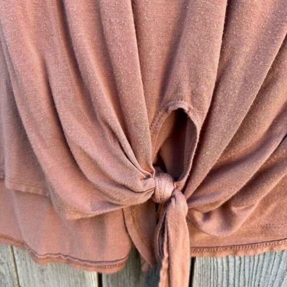 Yellow Chair blouse short sleeve tied at waist size small - Picture 4 of 6